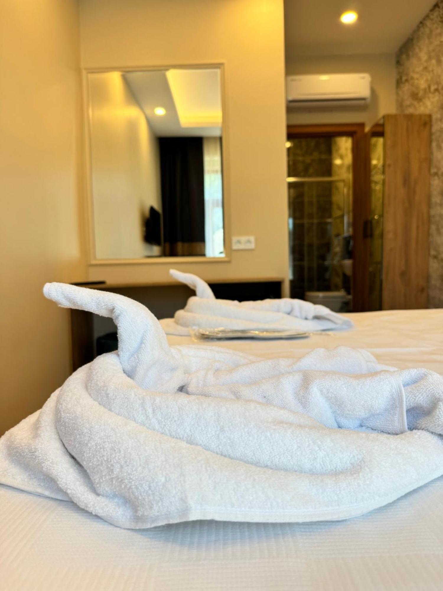 Riverside Hotel Стамбул Экстерьер фото